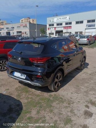 MG ZS 1.5 Comfort NEGRO 2024 - Carcaixent