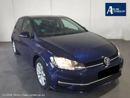 Volkswagen Golf Advance - Montcada y Reixach