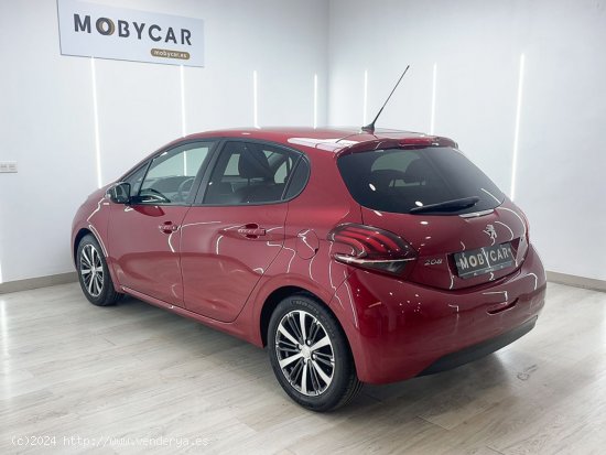 Peugeot 208 5P STYLE 1.2L PureTech 60KW (82CV) - Alicante