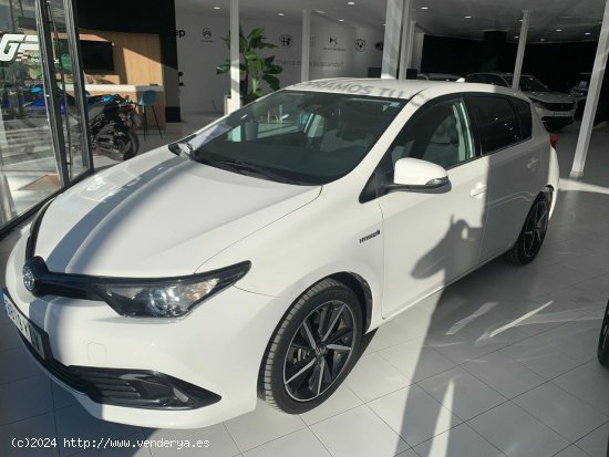 Toyota Auris 1.8 140H Hybrid Feel! Edition - Alicante