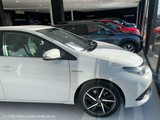 Toyota Auris 1.8 140H Hybrid Feel! Edition - Alicante