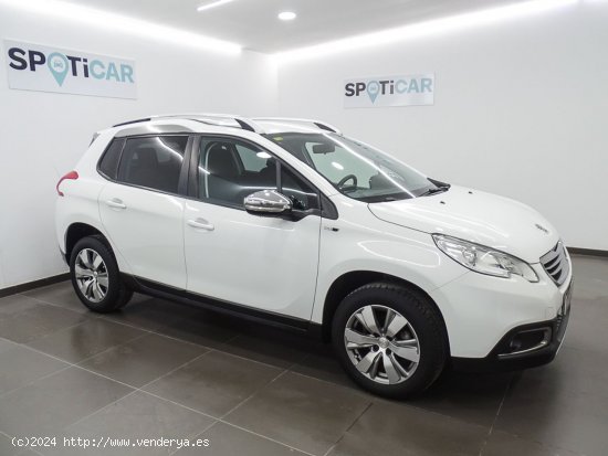 Peugeot 2008 Style 1.6 BlueHDi 100 - Manises