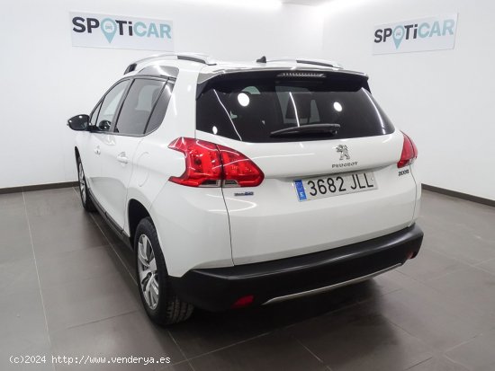 Peugeot 2008 Style 1.6 BlueHDi 100 - Manises