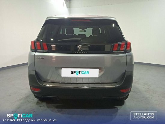 Peugeot 5008  1.2 PureTech 96KW S&S  EAT8 Allure - Sant Feliu de Llobregat