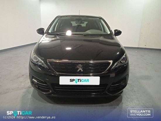 Peugeot 308  5p  PureTech 110 S&S Active Pack - Sant Feliu de Llobregat