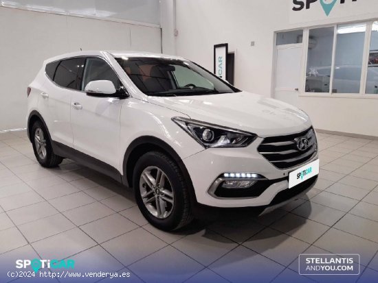 Hyundai Santa Fe  2.0 CRDi  4x2 7S Essence - Polígono Industrial de Son Castelló