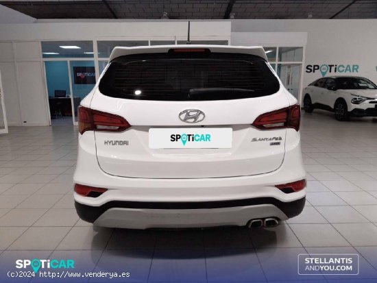 Hyundai Santa Fe  2.0 CRDi  4x2 7S Essence - Polígono Industrial de Son Castelló