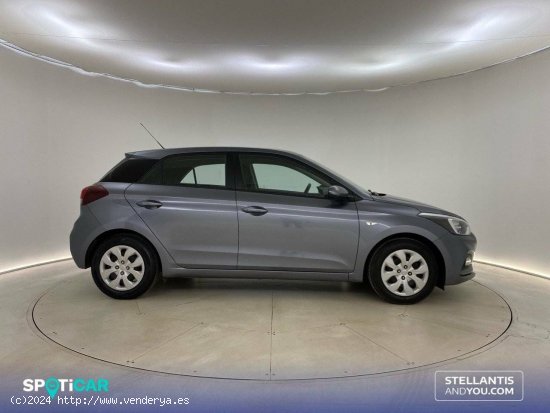 Hyundai i20  1.2 MPI 62kW (85CV) Essence - Sevilla