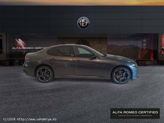 Alfa Romeo Giulia  2.2 Diesel 154kW (210CV)  Q4 Veloce - València