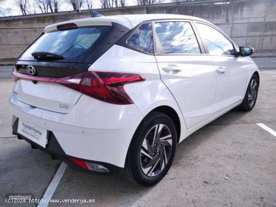 Hyundai i20 1.0 TGDI Klass 100 de 2023 con 16.450 Km por 16.900 EUR. en Segovia