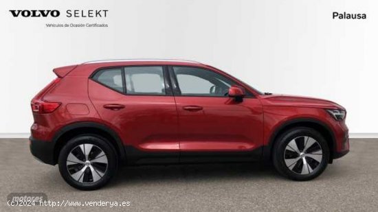 Volvo XC40 1.5 T2 CORE AUTO 5P de 2023 con 32.000 Km por 33.995 EUR. en Valladolid