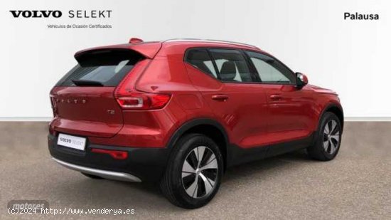 Volvo XC40 1.5 T2 CORE AUTO 5P de 2023 con 32.000 Km por 33.995 EUR. en Valladolid