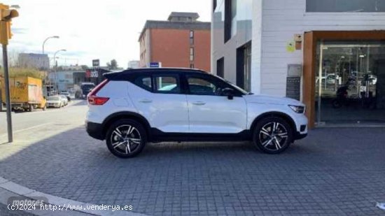 Volvo XC40 XC40 Recharge R-Design, T4 hibrido enchufable de 2020 con 57.280 Km por 32.650 EUR. en Ba