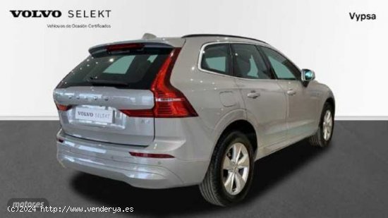 Volvo XC 60 2.0 B4 D CORE AUTO 197 5P de 2022 con 17.237 Km por 43.900 EUR. en Ciudad Real