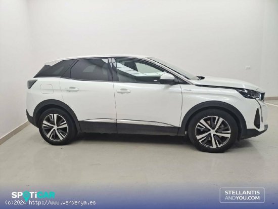 Peugeot 3008  225 e-EAT8 Allure - Huelva