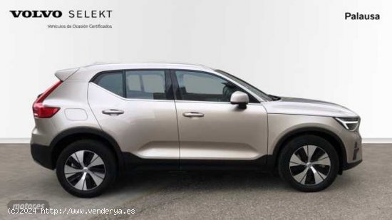 Volvo XC40 1.5 T4 PHEV RECHARGE CORE DCT 5P de 2023 con 17.040 Km por 40.995 EUR. en Valladolid