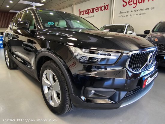 Volvo XC40 2.0 D3 MOMENTUM AUTOMATICO - CUENCA