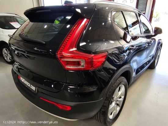 Volvo XC40 2.0 D3 MOMENTUM AUTOMATICO - CUENCA