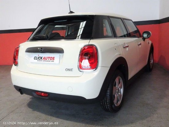 MINI One 1.5 102CV - Elche