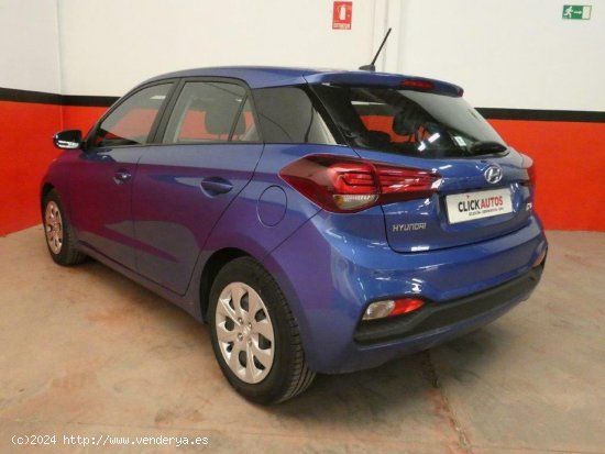 Hyundai i20 1.2 MPI 75CV Essence LE - Málaga