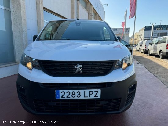 Peugeot Partner PRO STANDARD 600KG BLUEHDI 100 S&S - Alzira