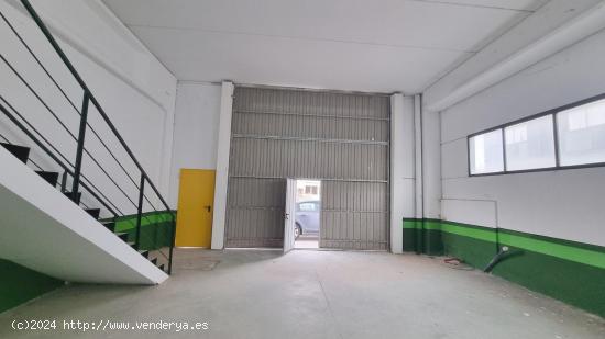 Nave de 408 m2  en calle Retama, Pol. Ind. Empresarium-La Cartuja Baja. - ZARAGOZA