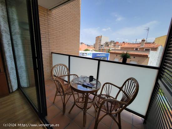 Vivienda semi nueva junto al Paseo Verdaguer - BARCELONA