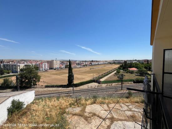  Piso en Venta-Centro de Mérida-Vistas al Circo Romano - BADAJOZ 