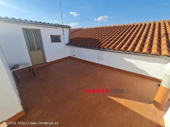  CASA CON TEJADO NUEVO A LA VENTA - CORDOBA 