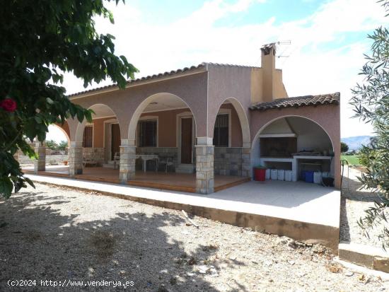 Se Vende en Crevillent - ALICANTE