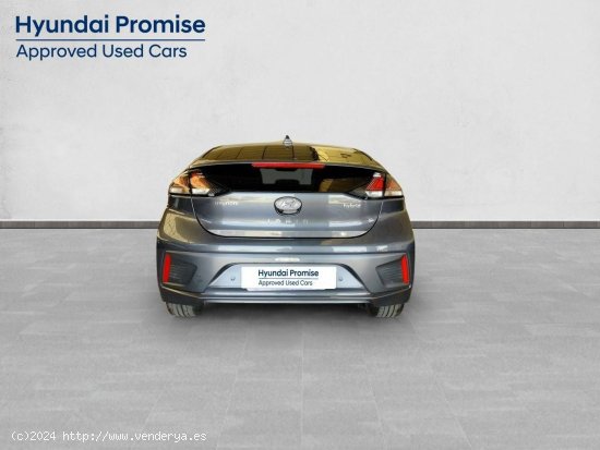 Hyundai IONIQ  1.6 GDI PHEV  DT Style - Sevilla