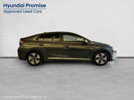 Hyundai IONIQ  1.6 GDI PHEV  DT Style - Sevilla