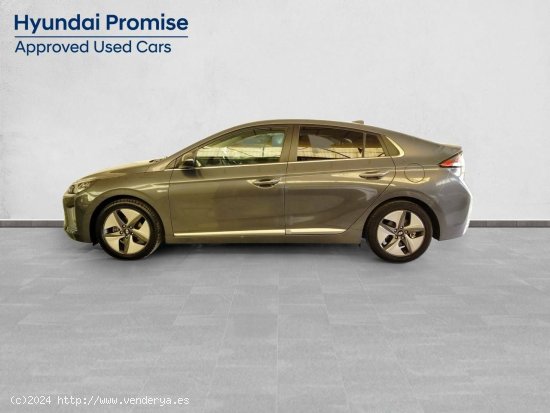 Hyundai IONIQ  1.6 GDI PHEV  DT Style - Sevilla