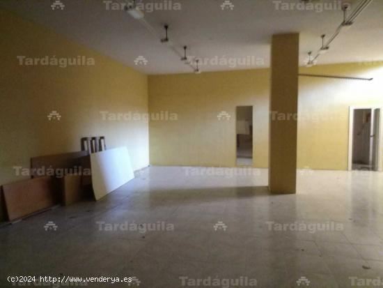 ESTUPENDO LOCAL COMERCIAL EN LA MEJOR ZONA DE LA AVENIDA COMUNEROS - SALAMANCA