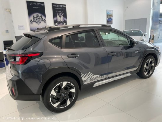 Subaru Crosstrek 2.0i Hybrid CVT 136cv TOURING - Badalona