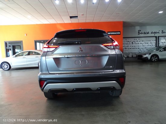 Mitsubishi Eclipse Cross 2.4 PHEV Kaiteki Auto 4WD - Madrid