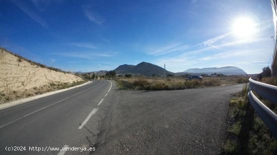 Parcela de 14500 m2 Rural en Alcoraya a la altura del paso del Ave - ALICANTE