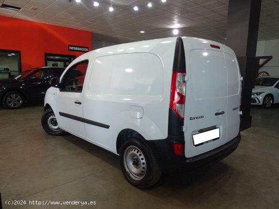 Renault Kangoo Furgón 1.5DCI 75CV PROFESIONAL - Madrid