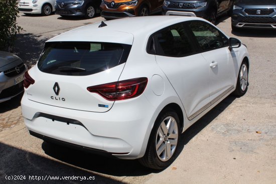 Renault Clio Intens E-Tech Híbrido 104 kW (140CV) - Madrid