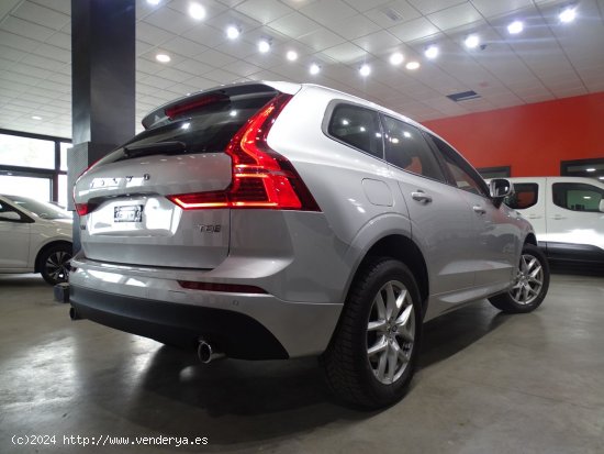 Volvo XC-60 2.0 T8 AWD Business Plus Auto - Madrid