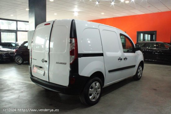 Renault Kangoo Furgón 1.5DCI 75CV PROFESIONAL - Madrid