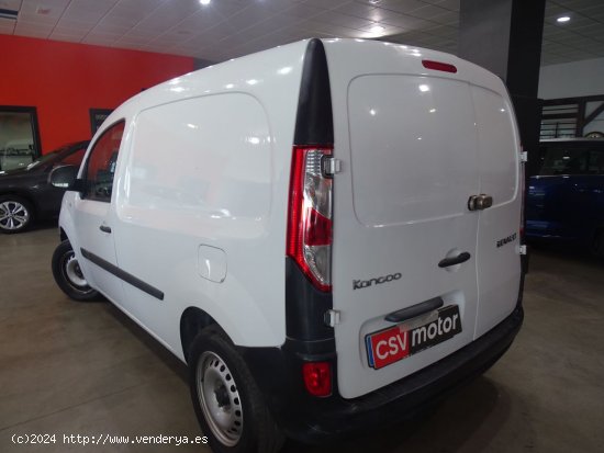 Renault Kangoo Furgón 1.5DCI 75CV PROFESIONAL - Madrid