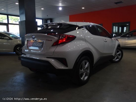 Toyota C-HR 1.8 125H Active - Madrid