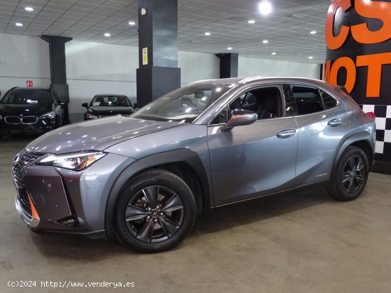 Lexus UX 2.0 250h Luxury - Madrid