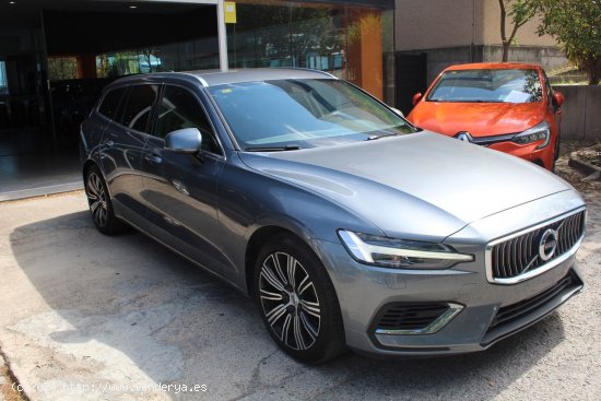 Volvo V60 2.0 T6 AWD R-Design Auto - Madrid