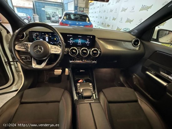 Mercedes GLA GLA 200 D SE PUEDE VER Y PROBAR EN SENRA SPORT (PEUGEOT) DUMBRIA - Dumbría