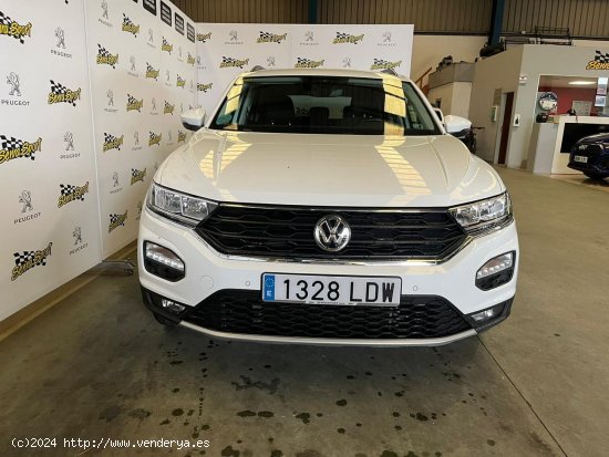 Volkswagen T-Roc Advance 1.6 TDI 85kW (115CV) SE PUEDE VER Y PROBAR EN SENRA SPORT (PEUGEOT) DUMBRIA