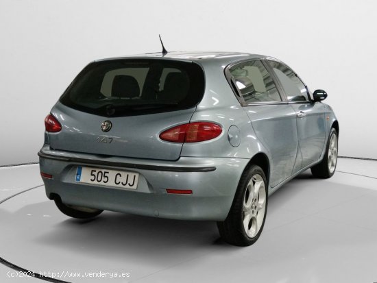 Alfa Romeo 147 1.9 JTD Distinctive - Barcelona