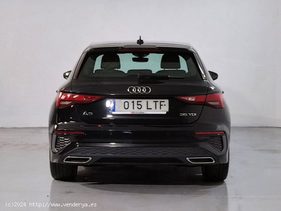 Audi A3 Sportback 35 TDI S line - 