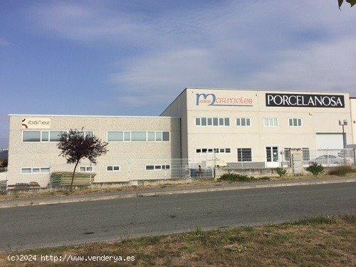  Venta de nave industrial de 1.000 m2 en <b>Villatuerta<b\> - NAVARRA 